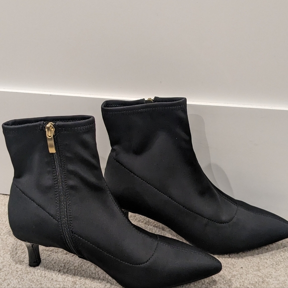 Rockport Alaiya Bootie - Picture 2 of 10